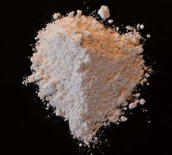 �����}��ĩ�M(j��n)��ݔ�͵ķ��P(y��ng)�m�Ԅ����a(ch��n)ϵ�y(t��ng)